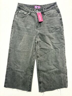 NWT Edikted Charcoal Wide Leg Cropped Jeans
